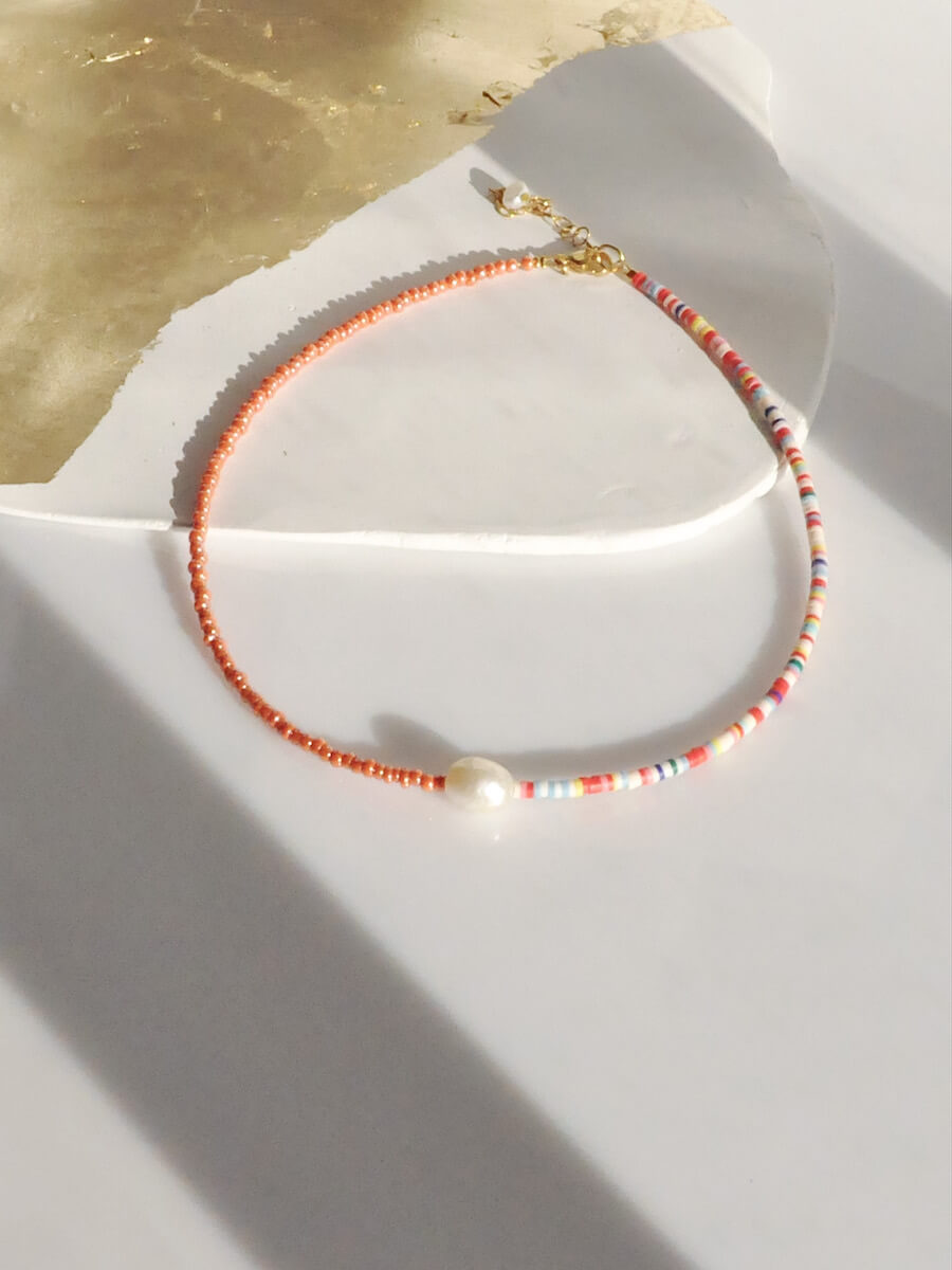 Glossy Orange Bead Necklace